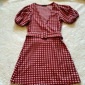 Zara plaid dress, V neck, mini with belt